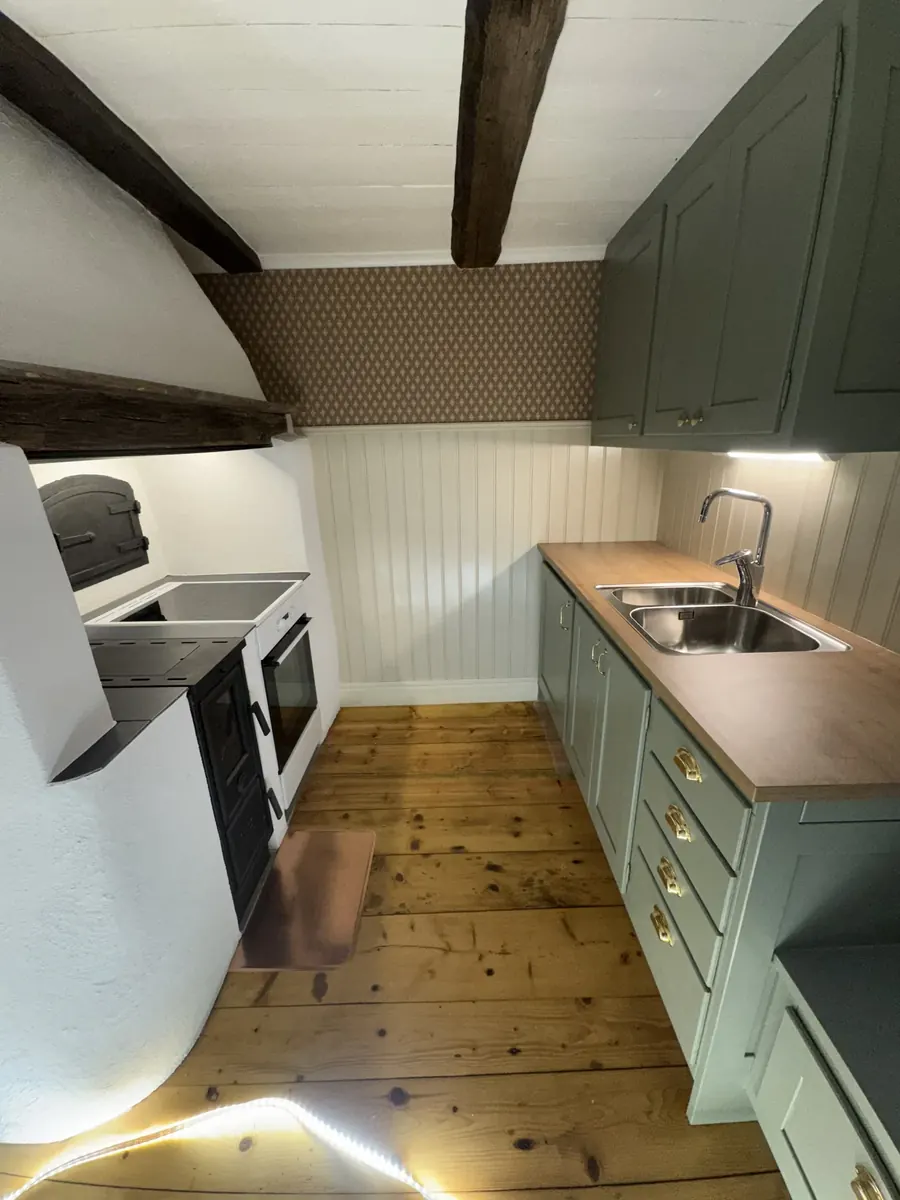 Totalrenovering av en gammal drängstuga – projektbild 2